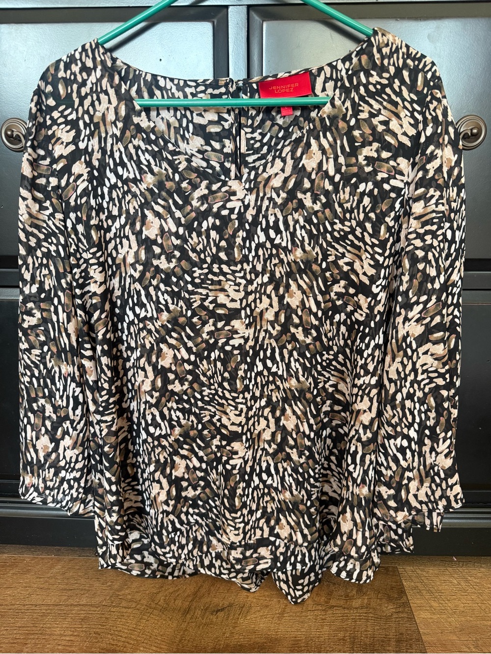 NWT Jennifer Lopez Black and Cream Abstract Print Blouse
